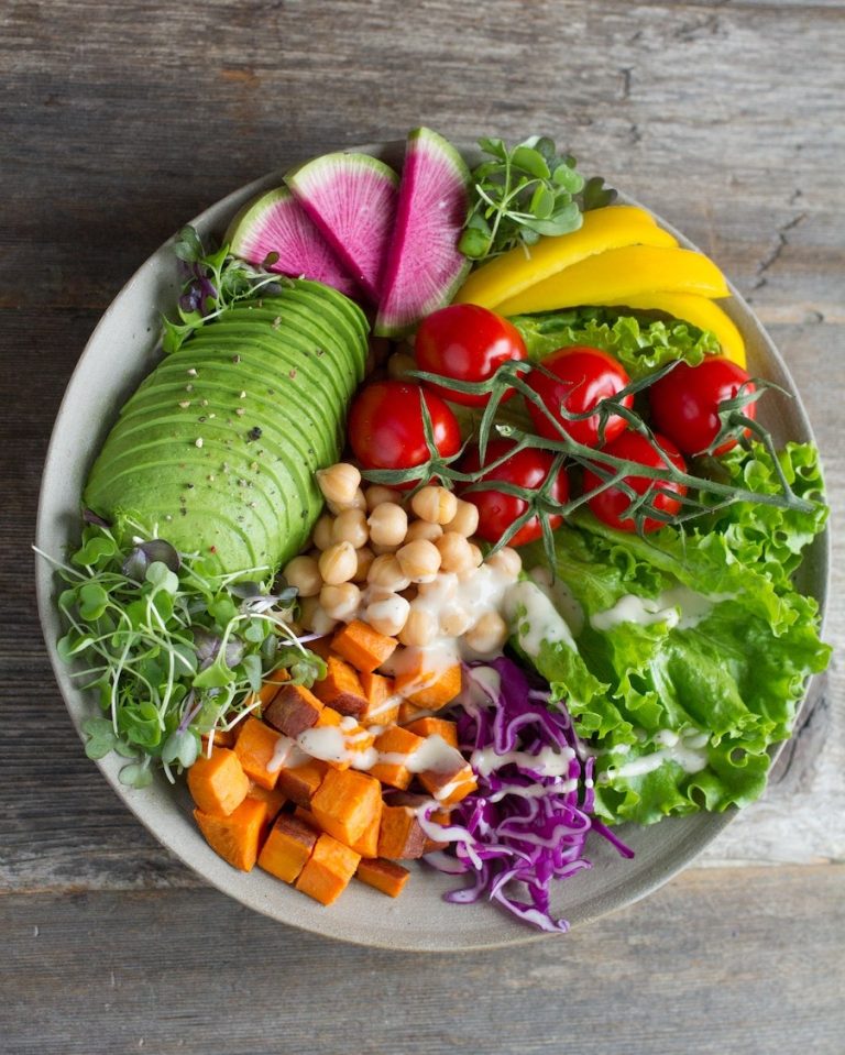 DVSN-healthy-food-bowl-managing-stress-through-nutrition